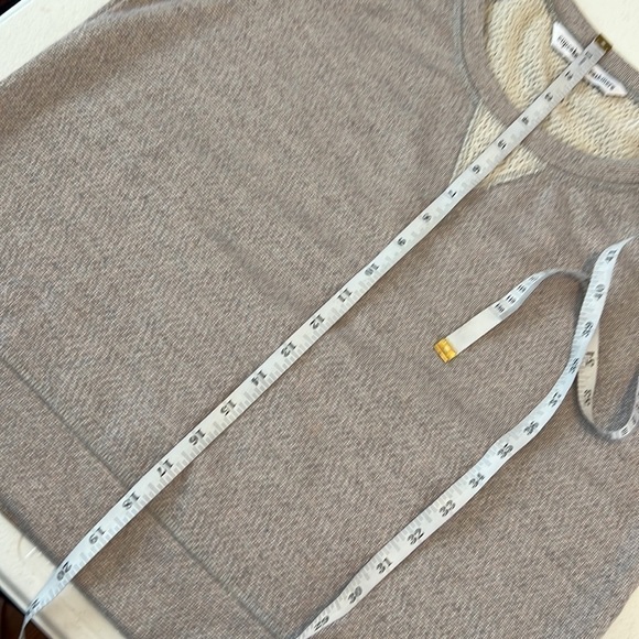 Cupcakes & Cashmere Pink Shimmer Short Sleeve Sweatshirt Sz XS - Picture 4 of 7